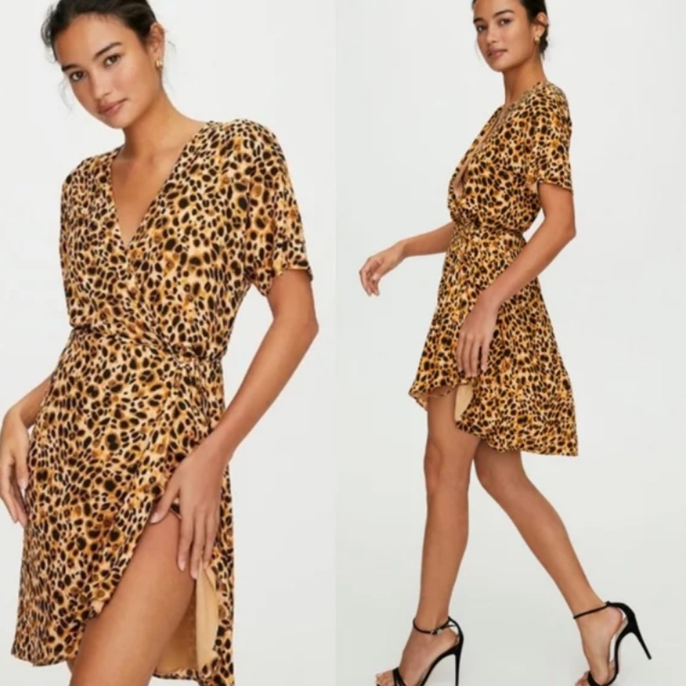 Aritzia Babaton Leopard Print Wallace Wrap Dress